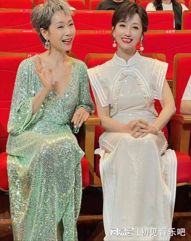 0年后撒糖竟藏惊天秘密神仙售后！白娘子许仙3(图1)